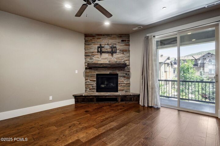 Property Photo: 13592 N Hillclimb Lane UT 84036
