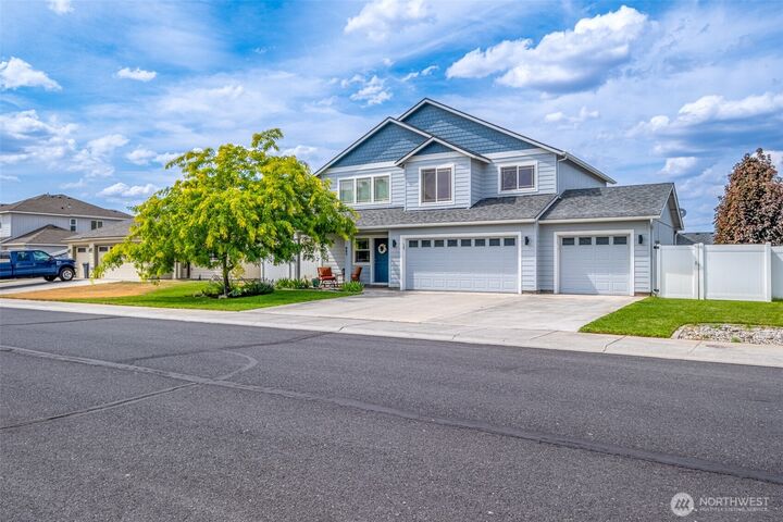 807  5th Avenue NE  Ephrata WA 98823 photo
