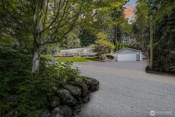 Property Photo: 1136 205th Avenue NE WA 98074