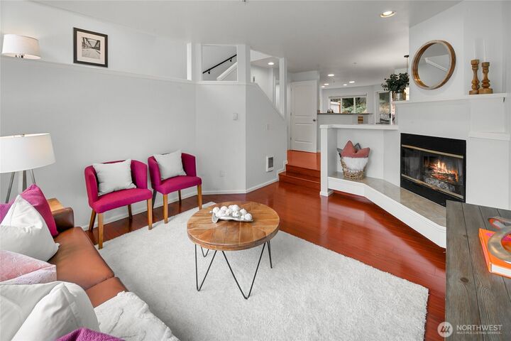 Property Photo:  19649  15th Avenue NE  WA 98155 