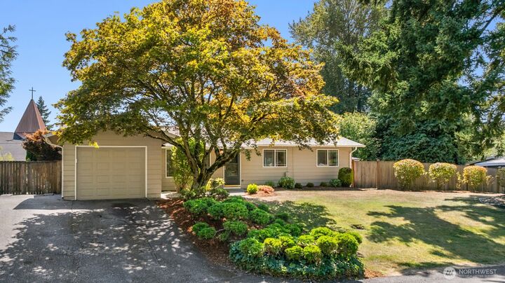 Property Photo: 1604 153rd Street SW WA 98087