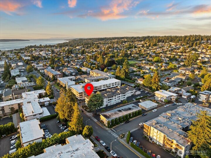 1113  5th Avenue S 201  Edmonds WA 98020 photo