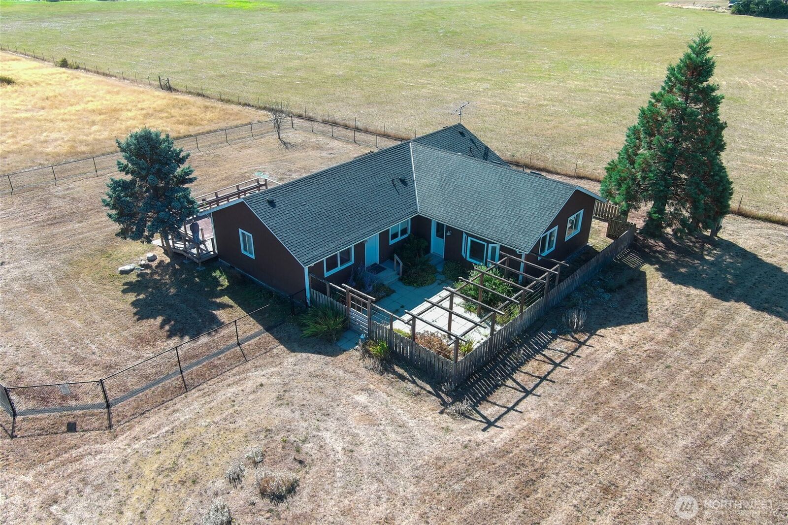 Property Photo:  549  Davis Bay Road  WA 98261 