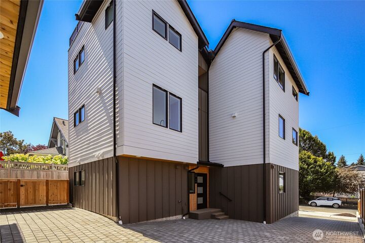 2744  38th Avenue SW  Seattle WA 98126 photo