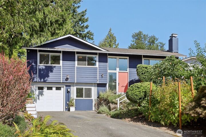 Property Photo:  314  17th Avenue  WA 98033