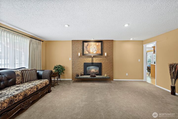 Property Photo:  2727  108th E  WA 98372 