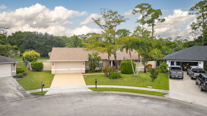 Property Photo: 12488 Westhall Place FL 33414