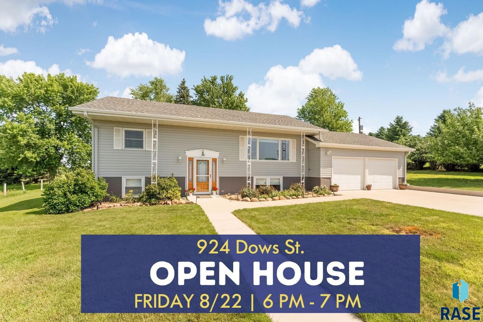 Property Photo: 924 Dows St SD 57030