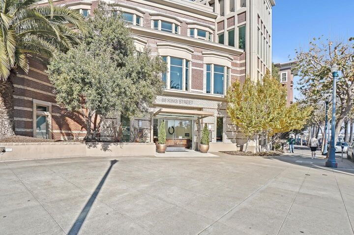 Property Photo:  88 King Street 615  CA 94107 