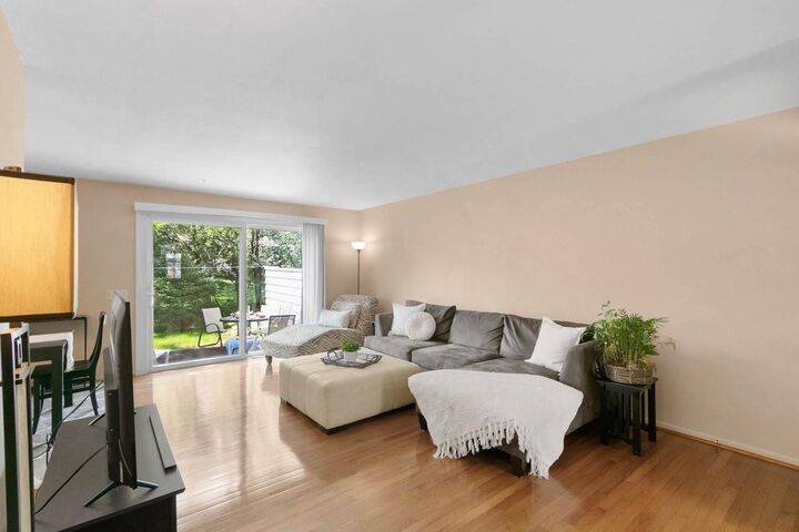 Property Photo:  22 Whitcomb Circle  WI 53711 