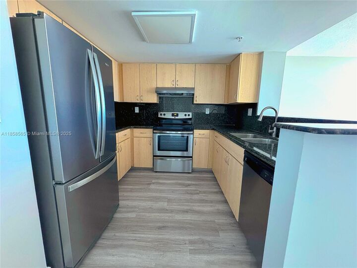 Property Photo:  3000 S Coral Way 816  FL 33145 