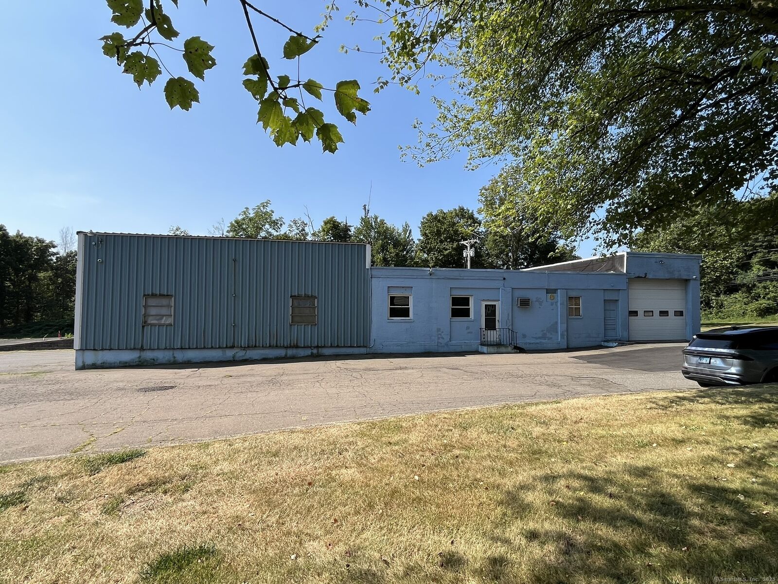 Property Photo:  644 Amity Road A &Amp B  CT 06524 