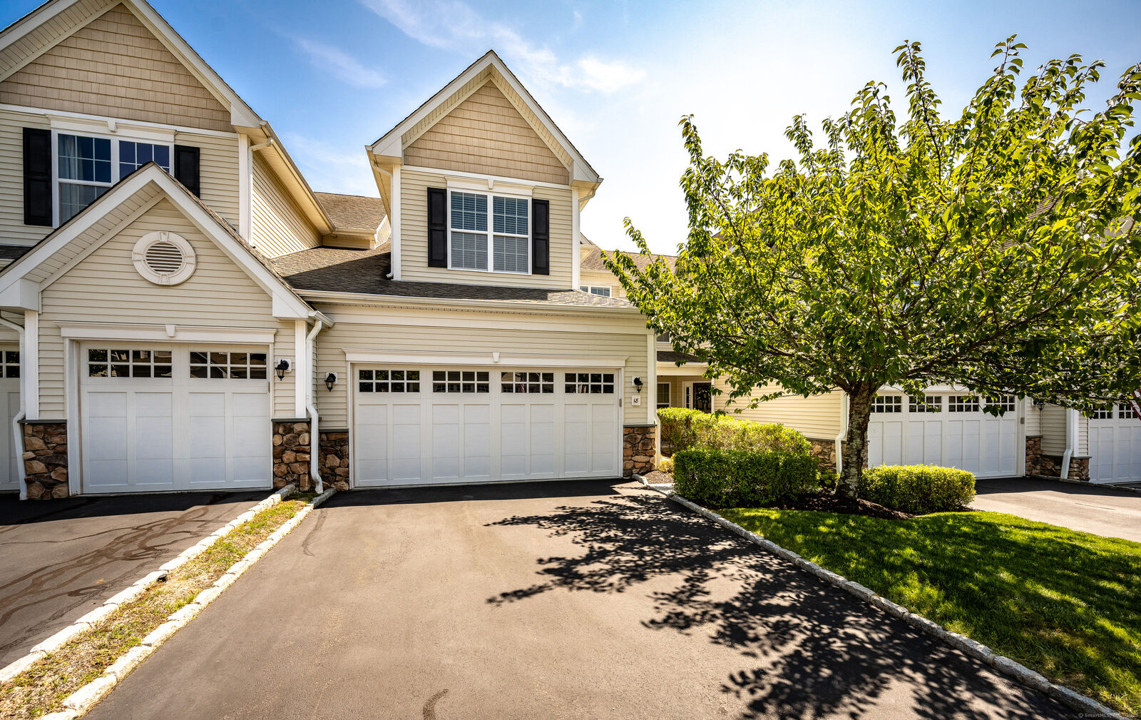 Property Photo:  18 Hidden Brook Trail 18  CT 06801 