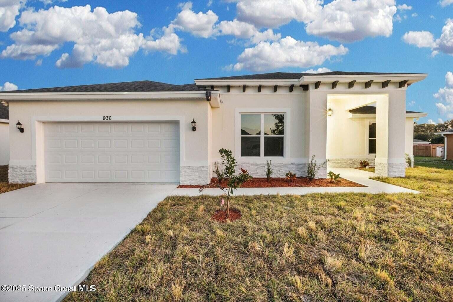 Property Photo:  296 Delake Road NW  FL 32907 