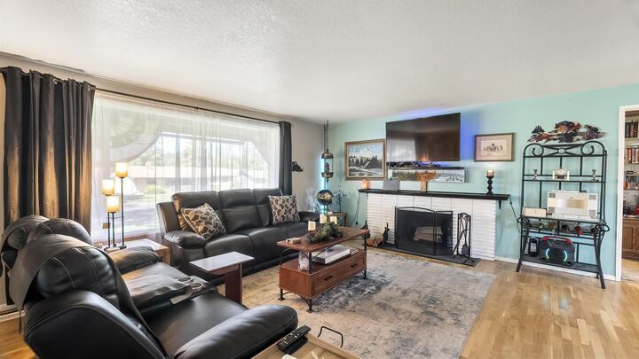 Property Photo:  6908 N Washington St  WA 99208 