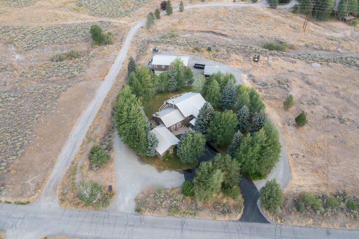 Property Photo:  68 Pioneer View Dr  ID 83333 