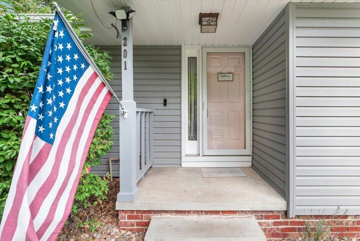 Property Photo:  201 Upland Drive  IA 51503 