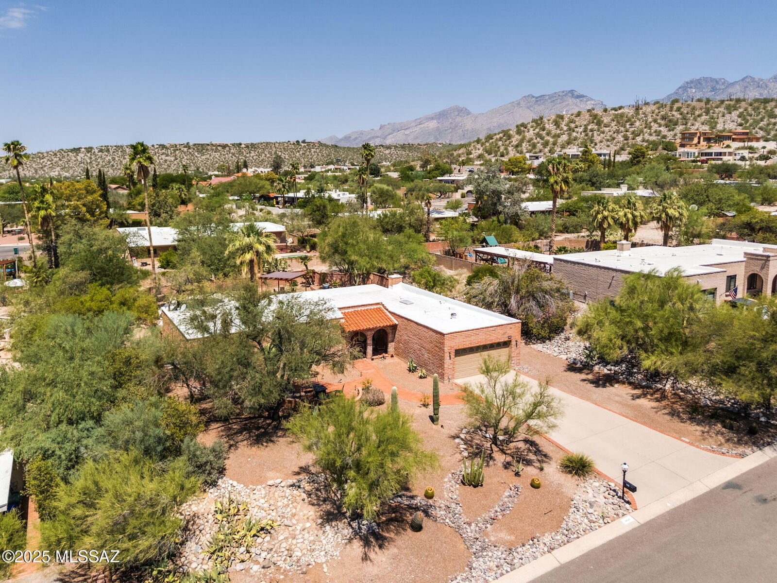 Property Photo:  3625 N Allwood Place  AZ 85750 