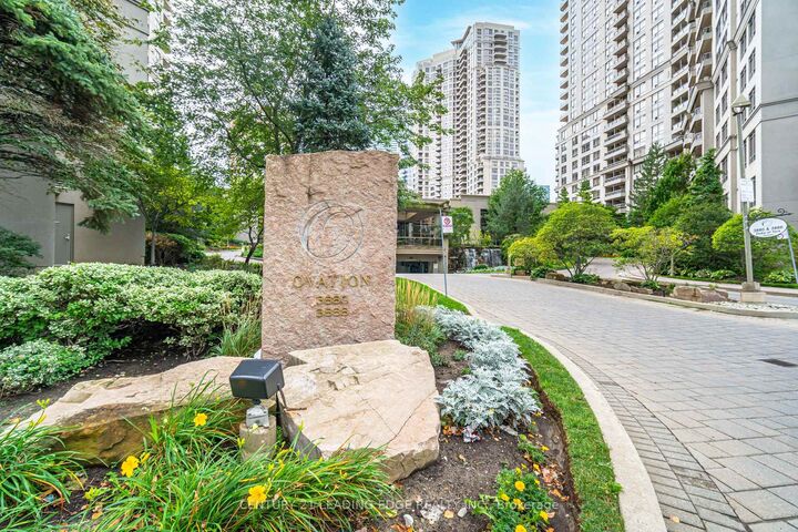 Property Photo: 3880 Duke Of York Boulevard 1609 ON L5B 4M7