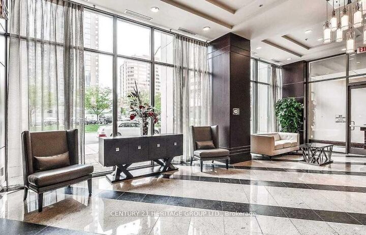 Property Photo:  208 Enfield Place 3510  ON L5B 0G8 