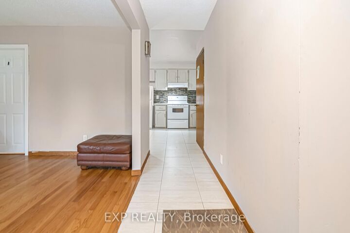 Property Photo: 115 Scenic Wood Crescent ON N2A 3N2
