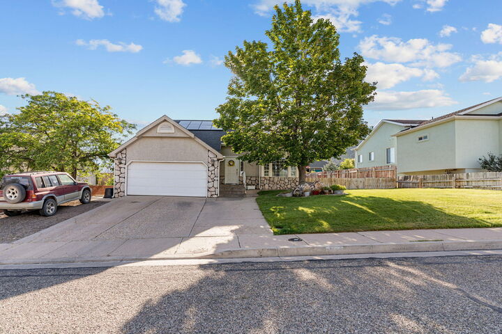 Property Photo: 1349 S 625 W UT 84720