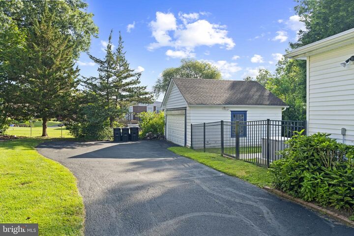 Property Photo:  4161 Orchard Lane  PA 19154 