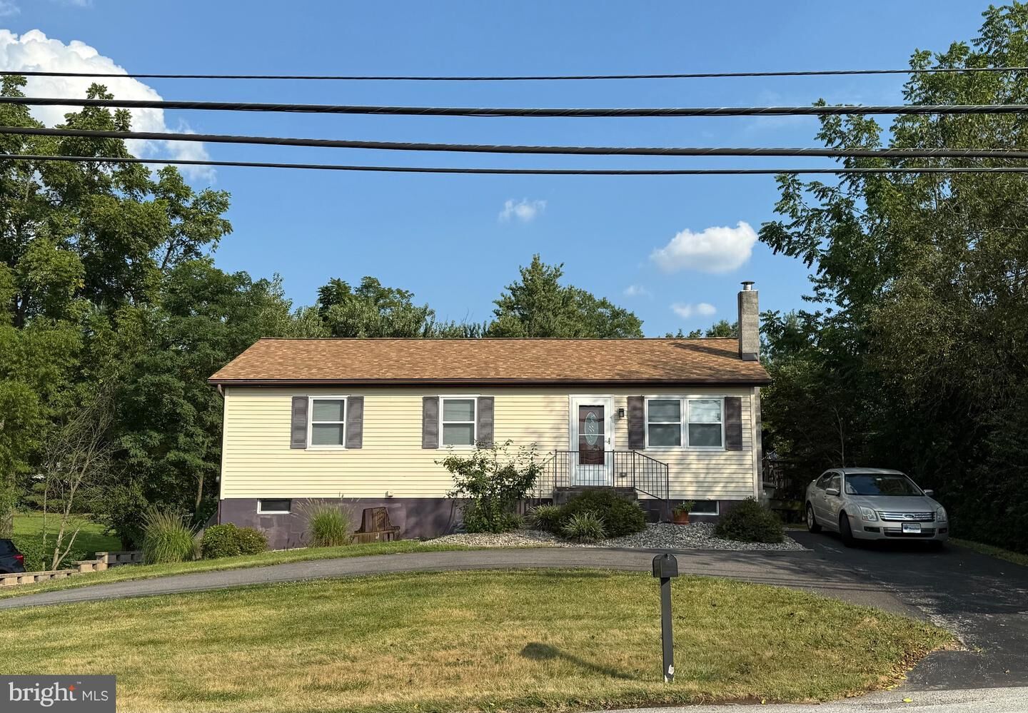 Property Photo:  2856 W Canal Road  PA 17315 