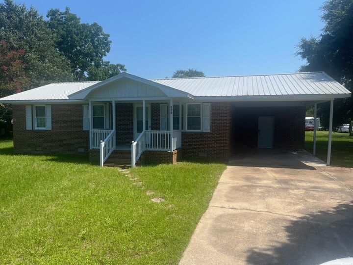 Property Photo:  220 Flag Patch Rd.  SC 29569 