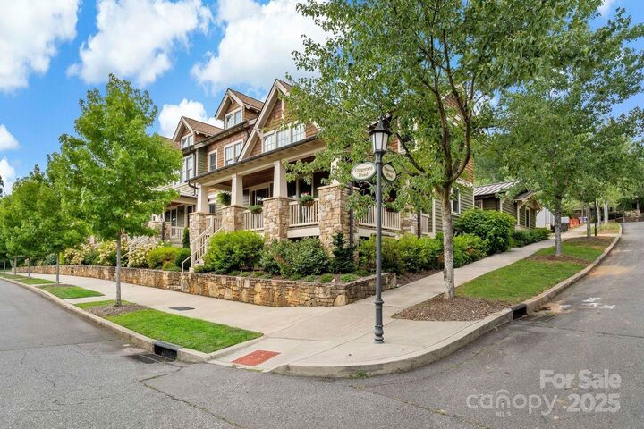 14 Fitzgerald Road  Black Mountain NC 28711 photo