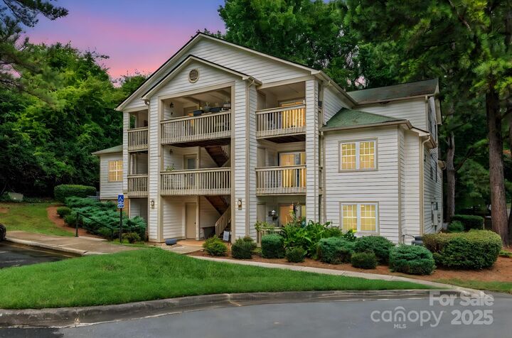 1052 Churchill Downs Court C  Charlotte NC 28211 photo