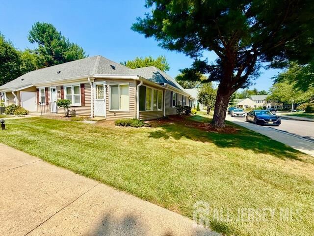 Property Photo:  293 Sharon Way A  NJ 08831 