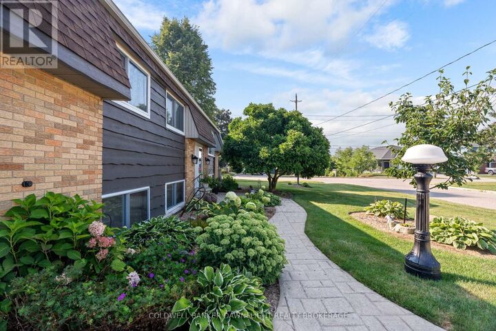 Property Photo: 518 Edward Street ON N0M 1S1