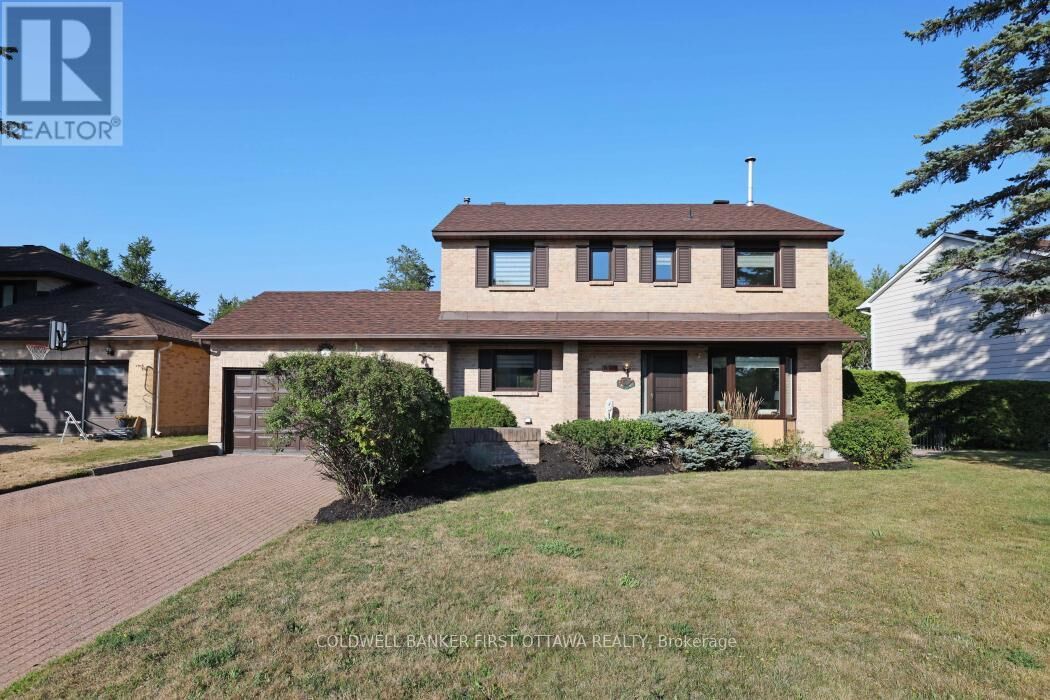 Property Photo: 338 Liard Street ON K2S 1J8