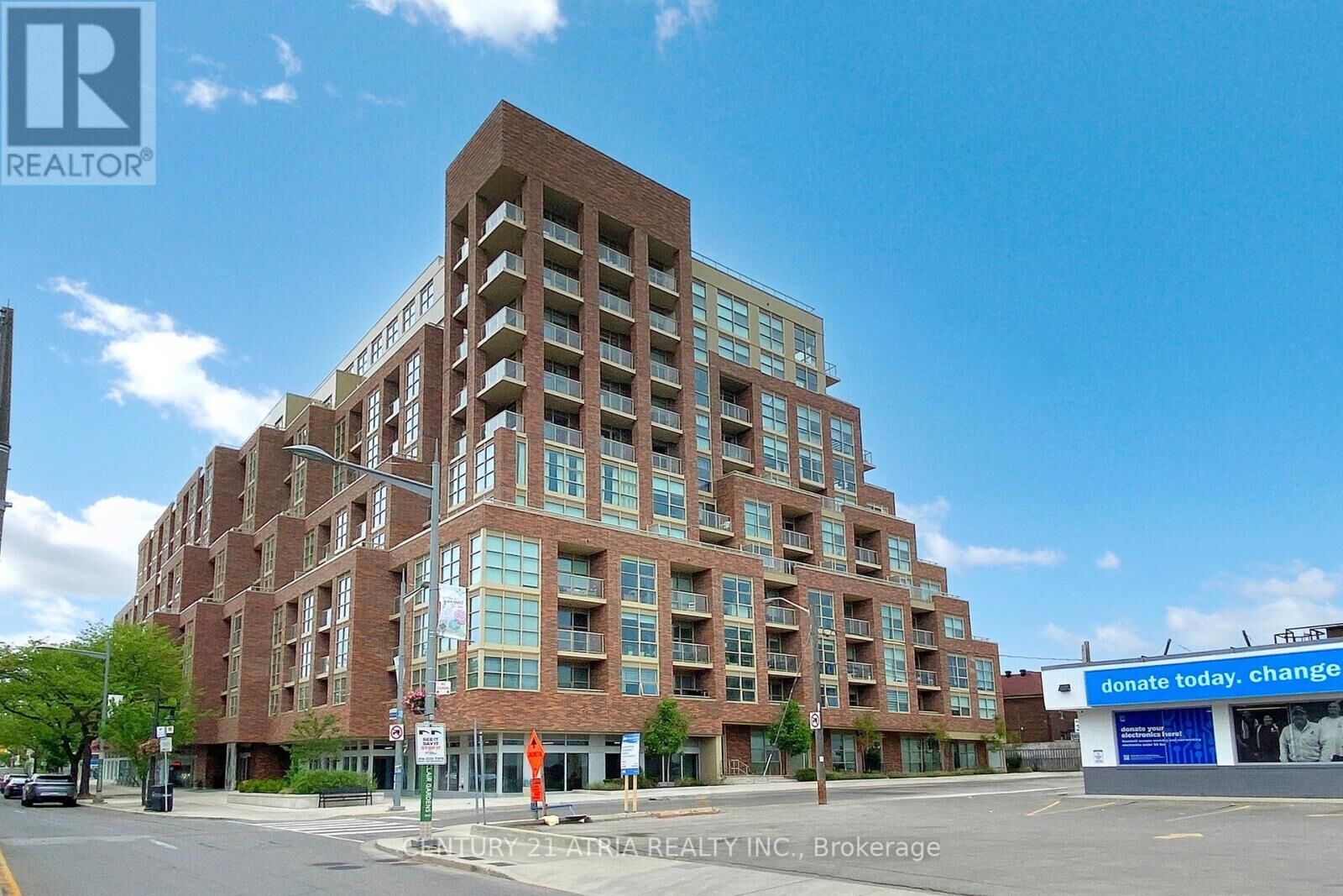 Property Photo:  1787 St Clair Avenue 607  ON M6N 1J6 