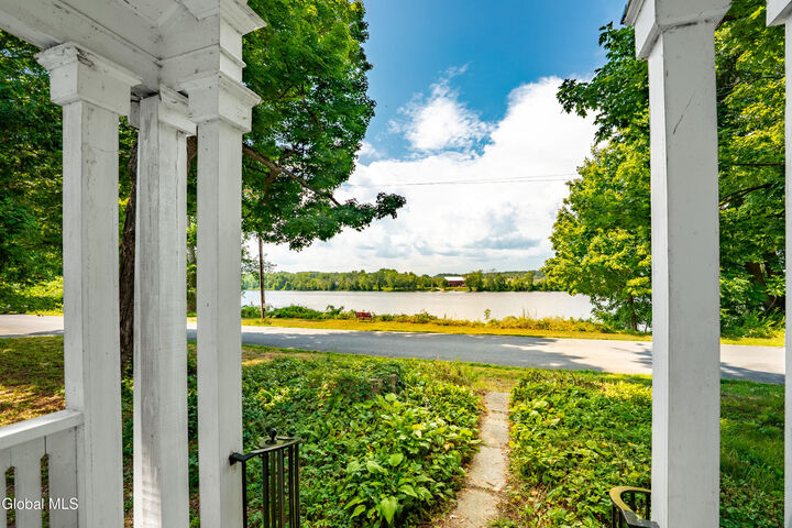 Property Photo:  174 N River Road  NY 12828 