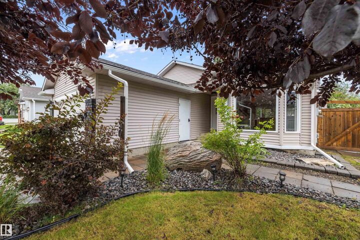 Property Photo: 50 McKean Way AB T7X 2S1