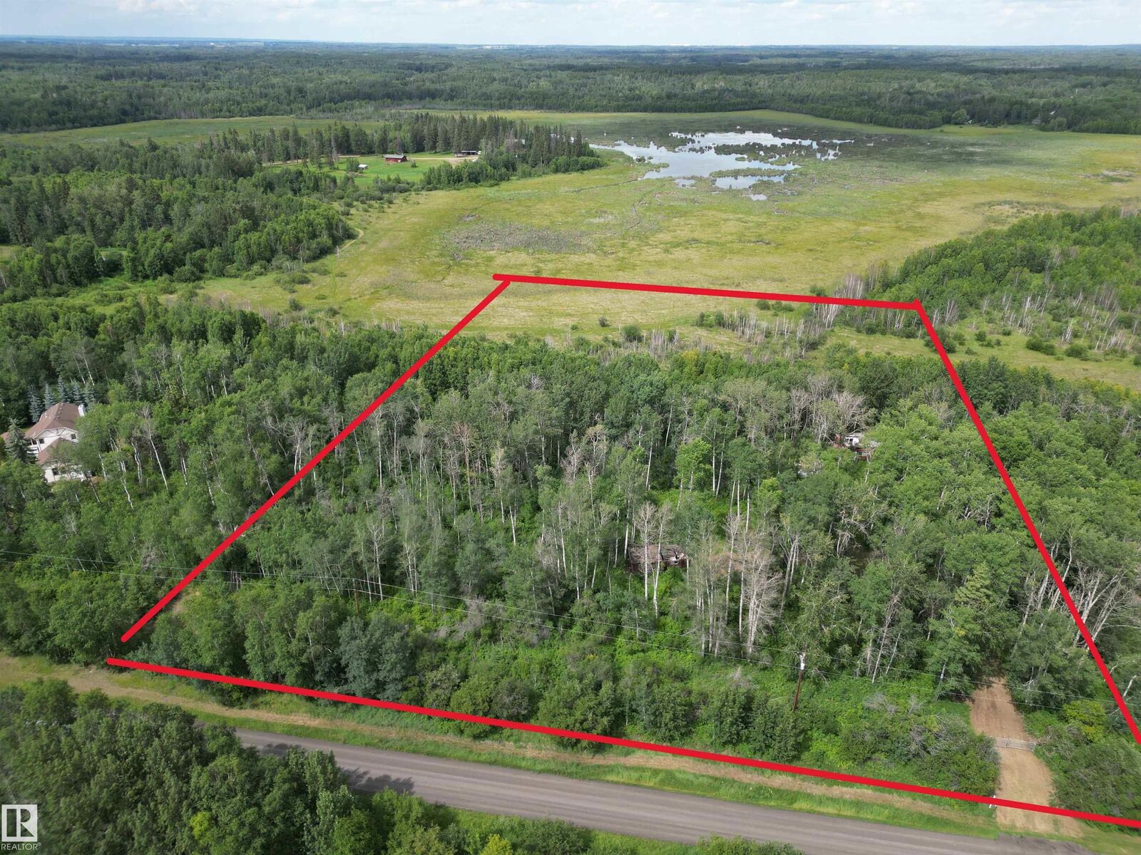 Property Photo: 26417 Twp Road 512 18 AB T7Y 1G2