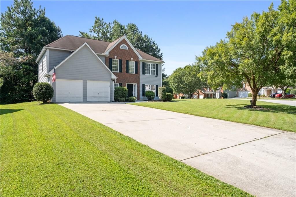 Property Photo: 6115 Riveroak Terrace GA 30349