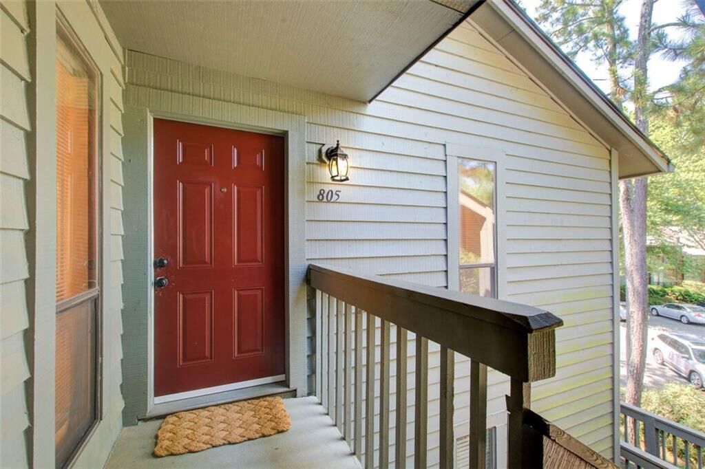 Property Photo:  805 Tuxworth Circle  GA 30033 