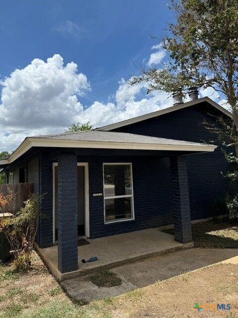Property Photo:  1113 Dartmouth A  TX 78666 