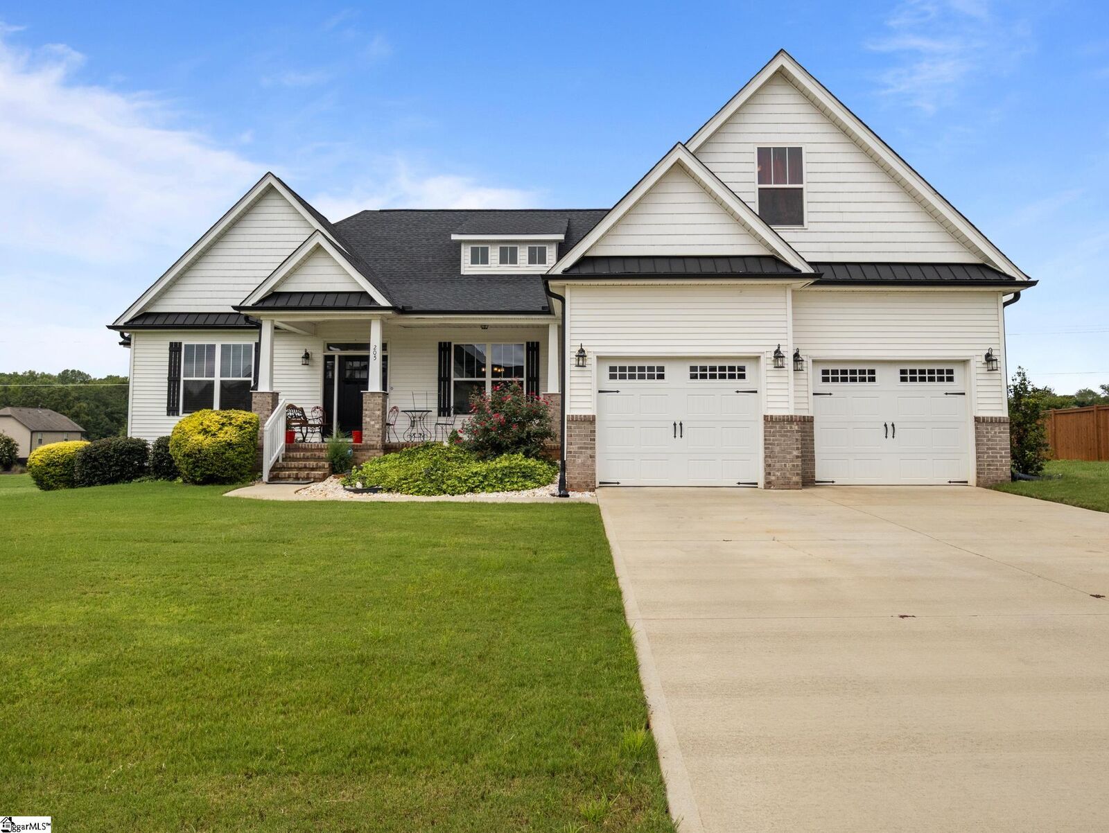Property Photo: 205 Barnstead Court SC 29673