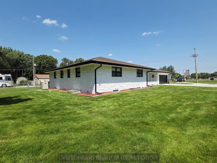 Property Photo: 4204 W Capital Ave NE 68803