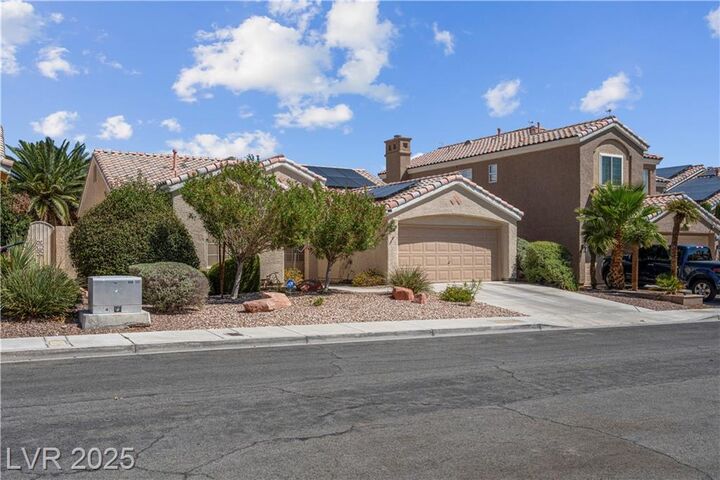 Property Photo: 9260 Spruce Mountain Way NV 89134