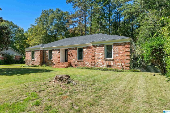 Property Photo: 126 Silverwood Drive AL 35160