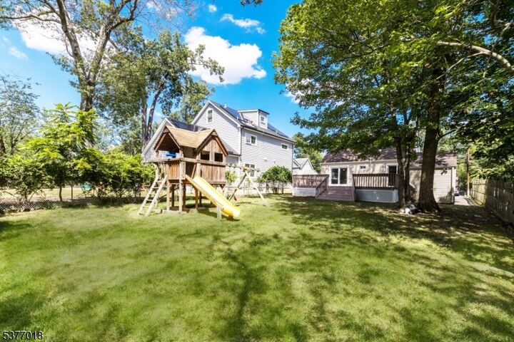 Property Photo: 33 Lee Rd NJ 07039