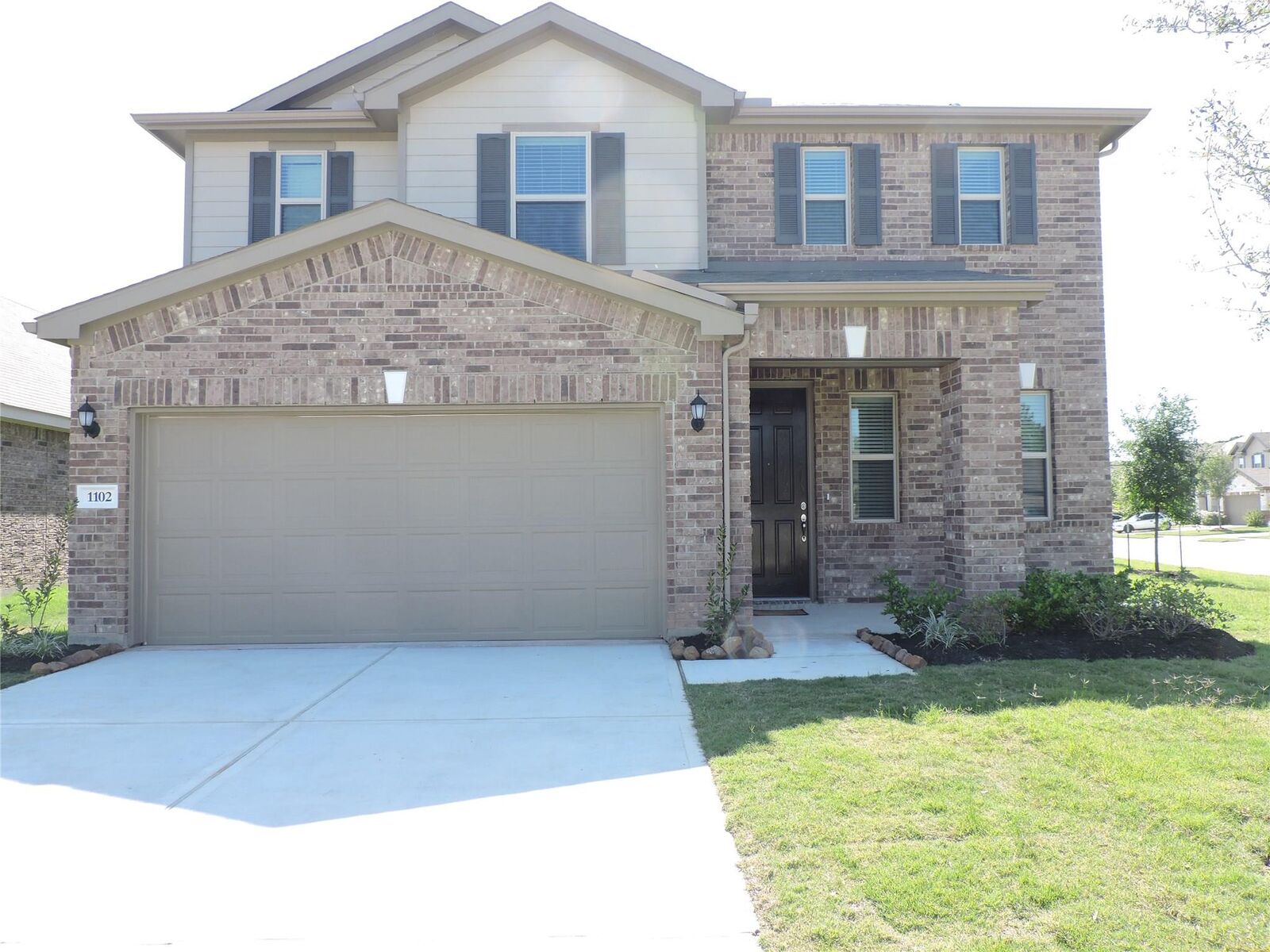 Property Photo: 1102 Upton Court TX 77304