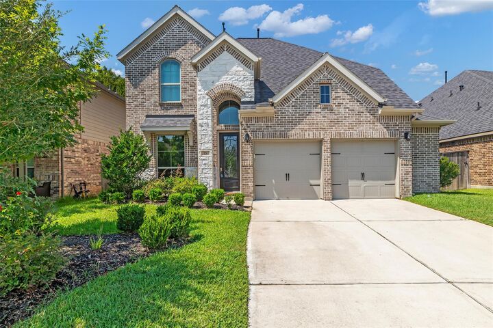Property Photo:  126 Capriccio Lane  TX 77316 