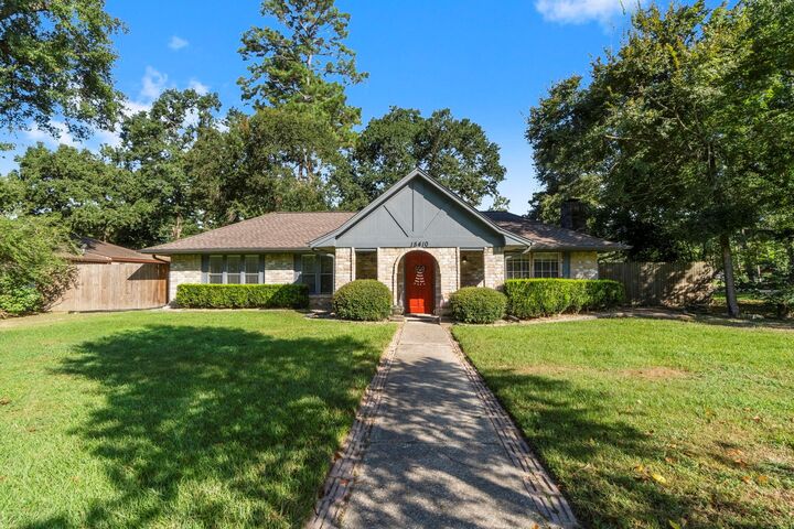 Property Photo: 15410 Cardinal Trail TX 77302