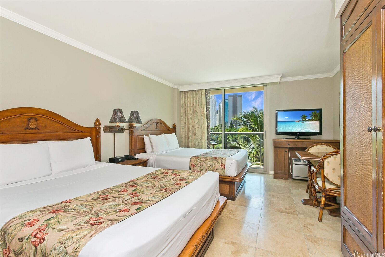 Property Photo:  2045 Kalakaua Avenue 401  HI 96815 